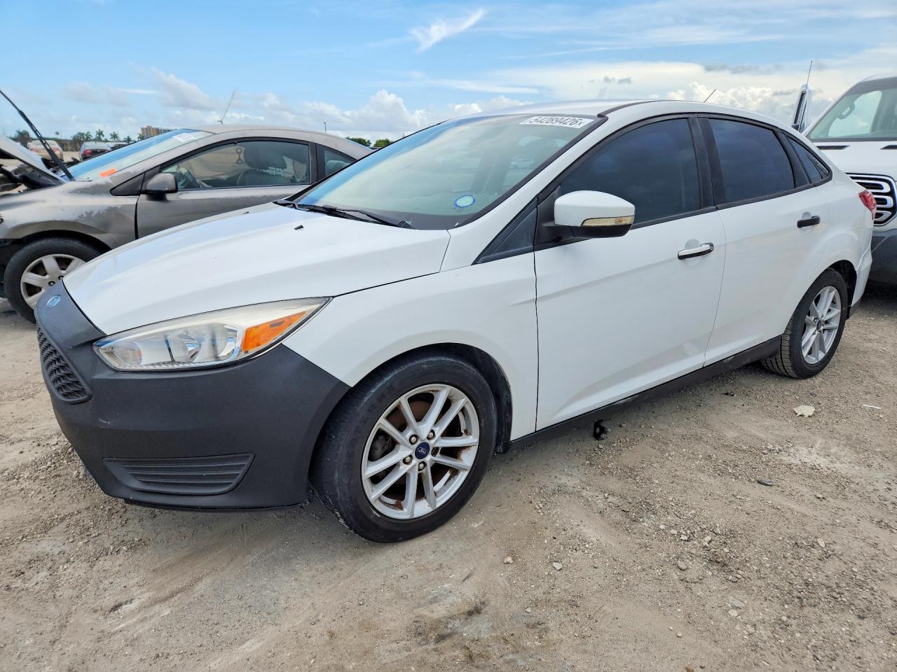 2017 FORD FOCUS