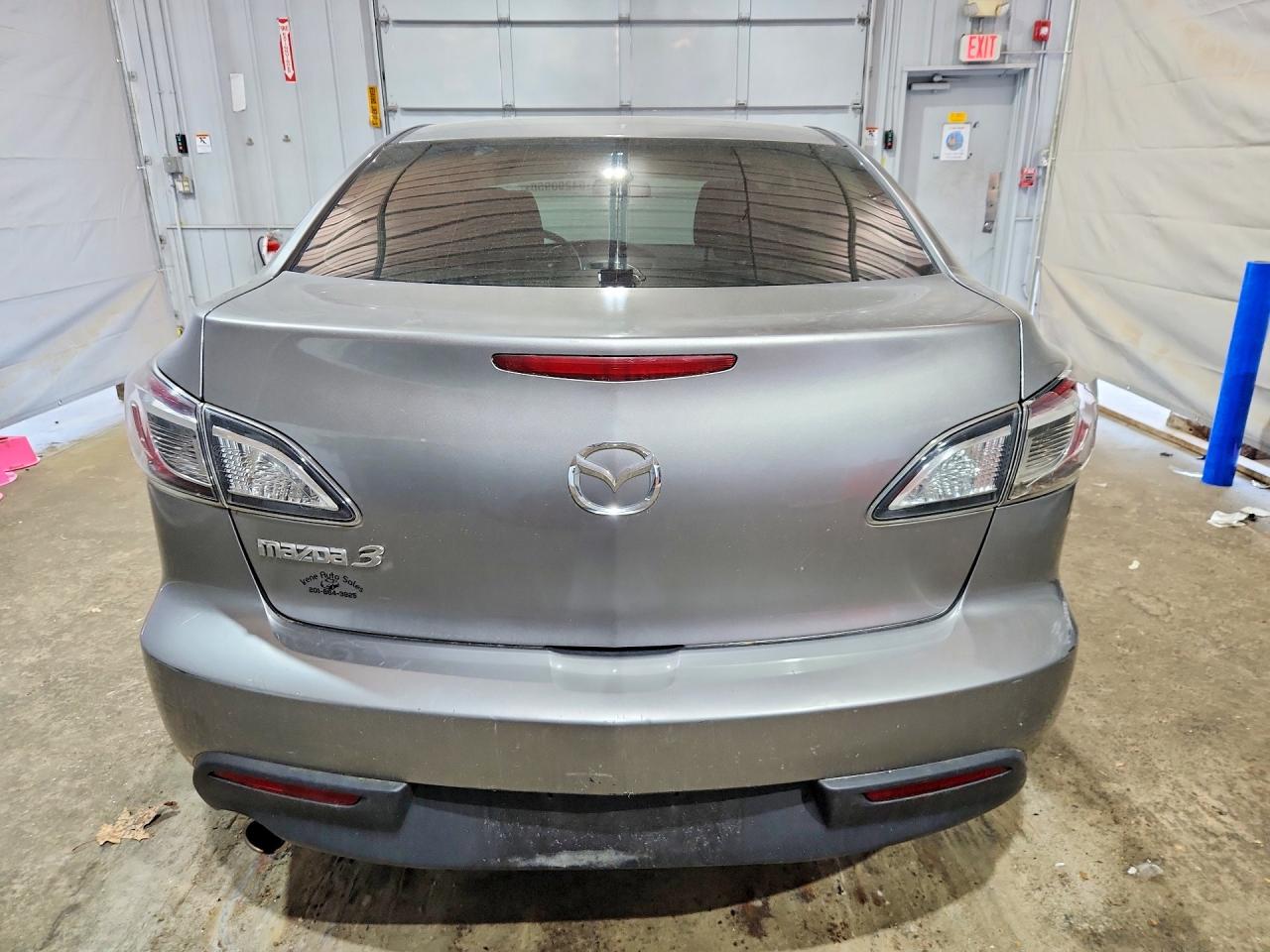 2010 MAZDA 3