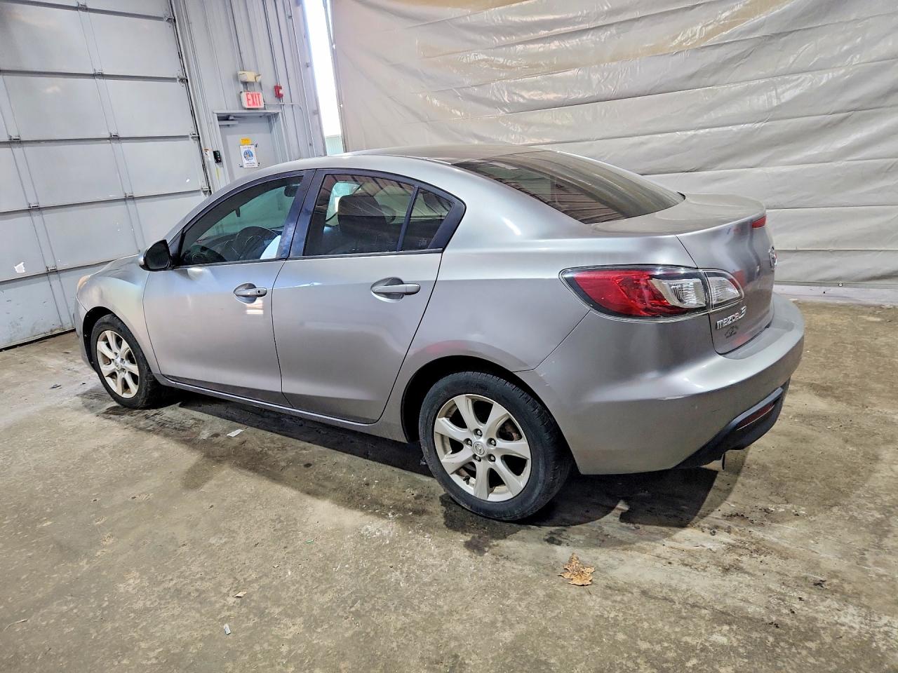 2010 MAZDA 3