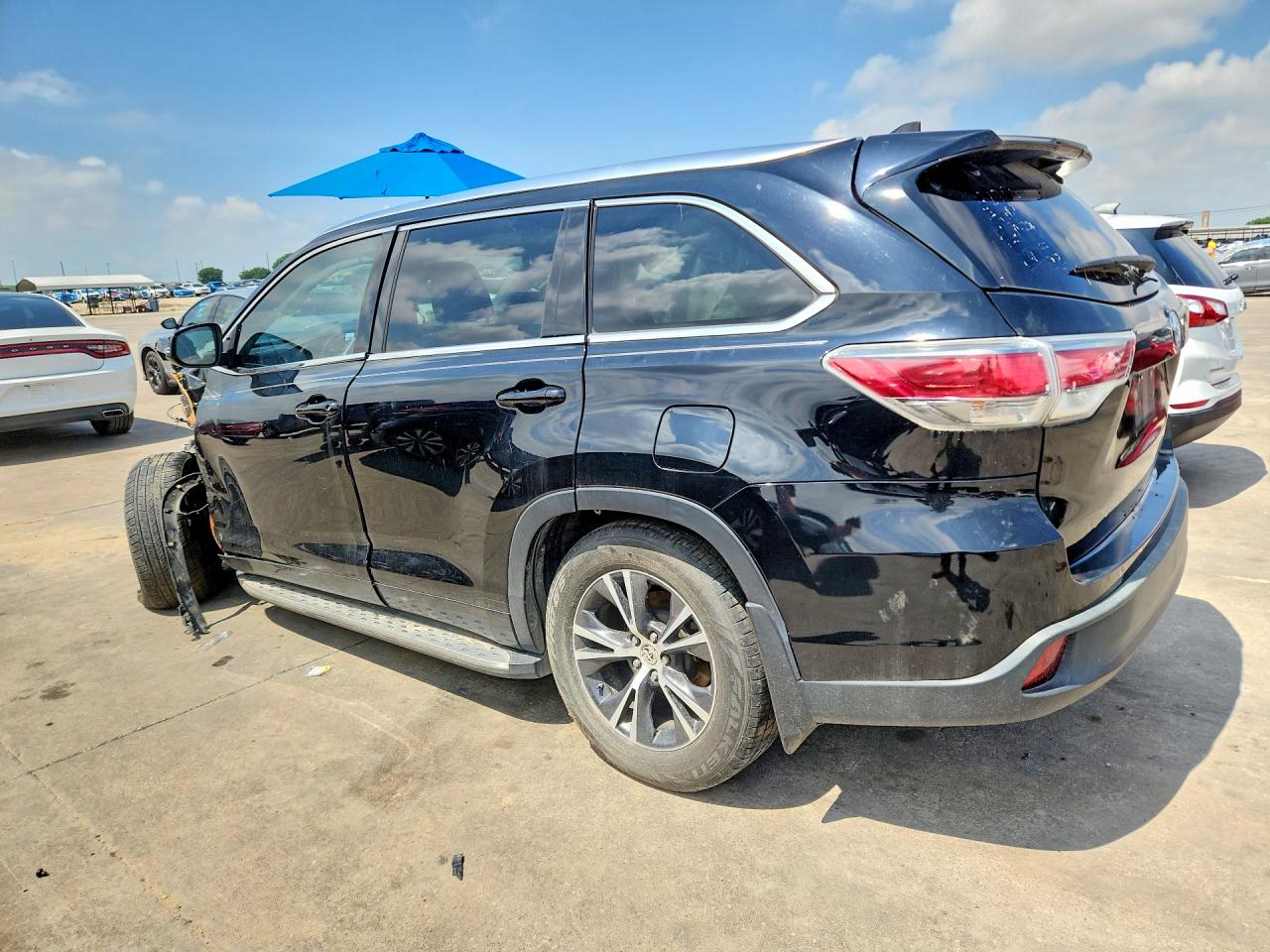 2016 TOYOTA HIGHLANDER