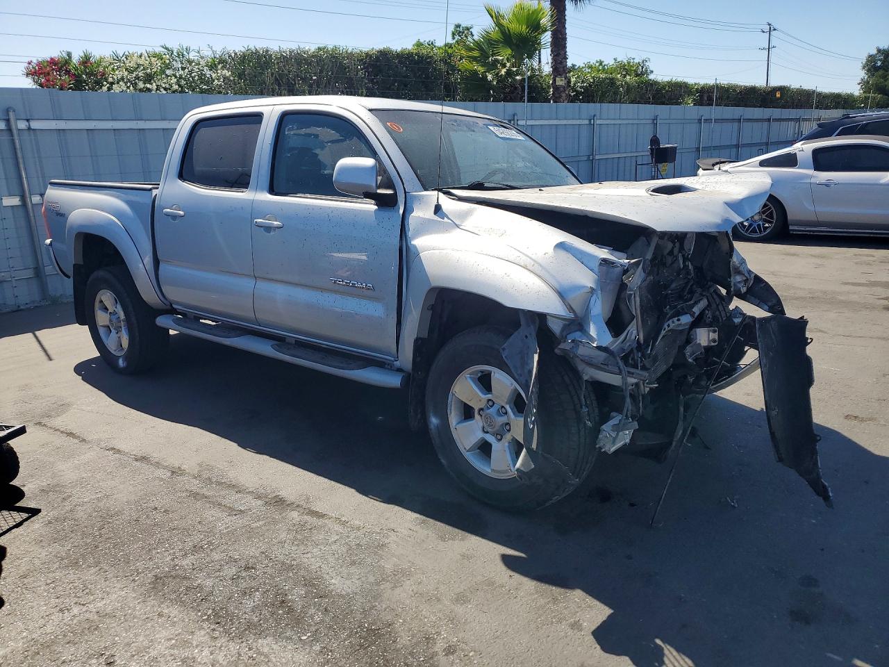 2005 TOYOTA TACOMA