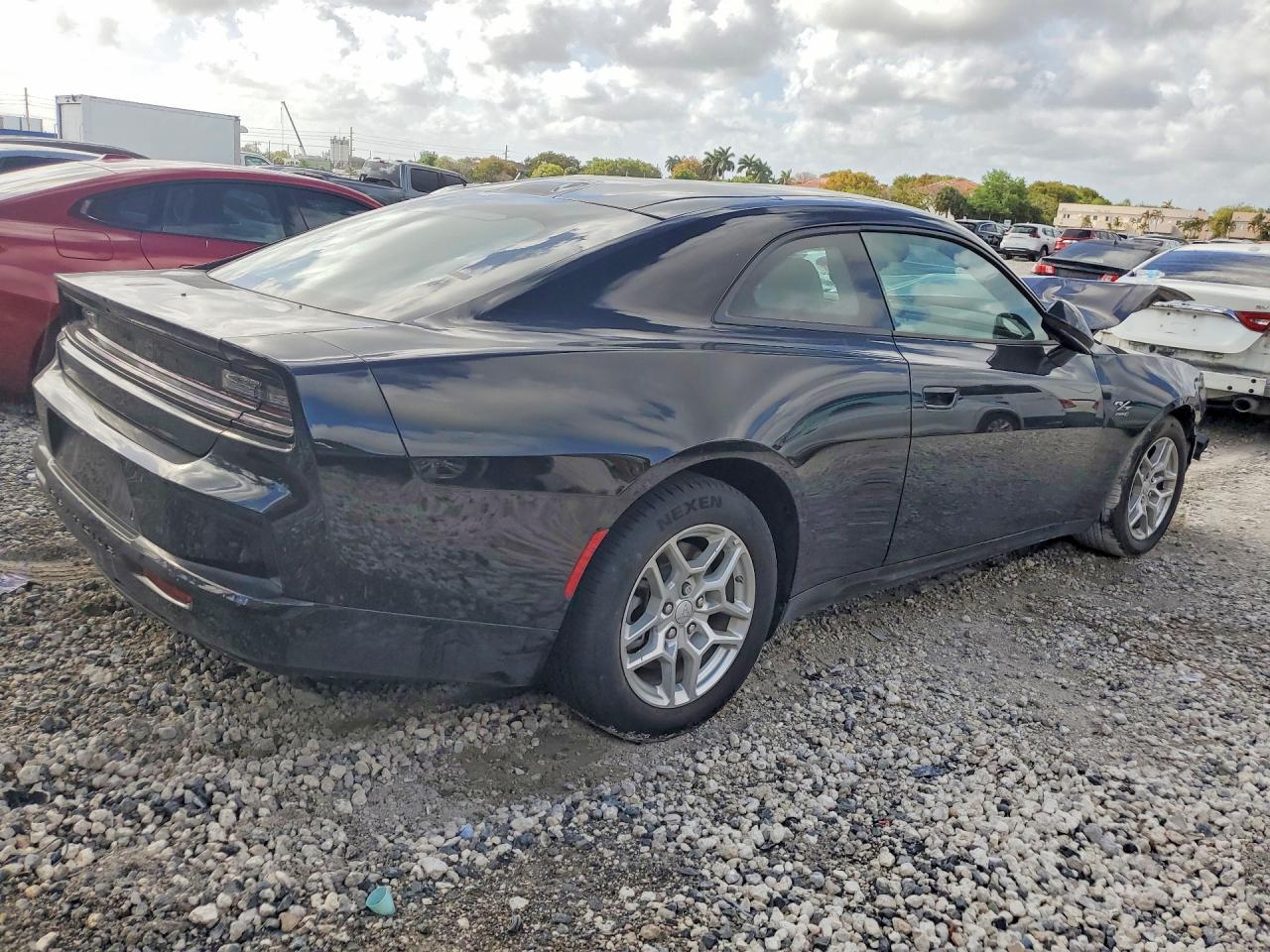 2025 DODGE CHARGER