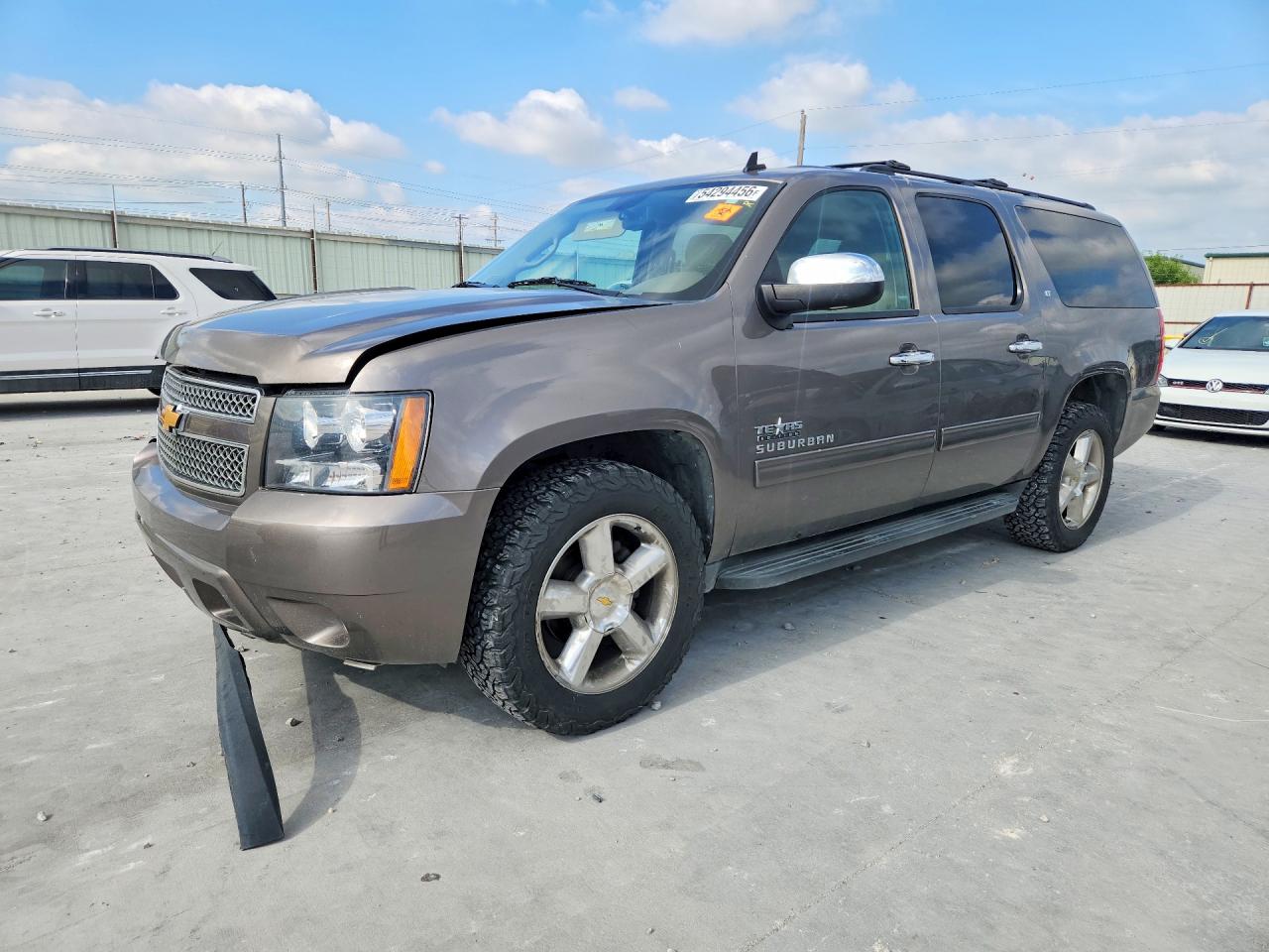 2014 CHEVROLET SUBURBAN
