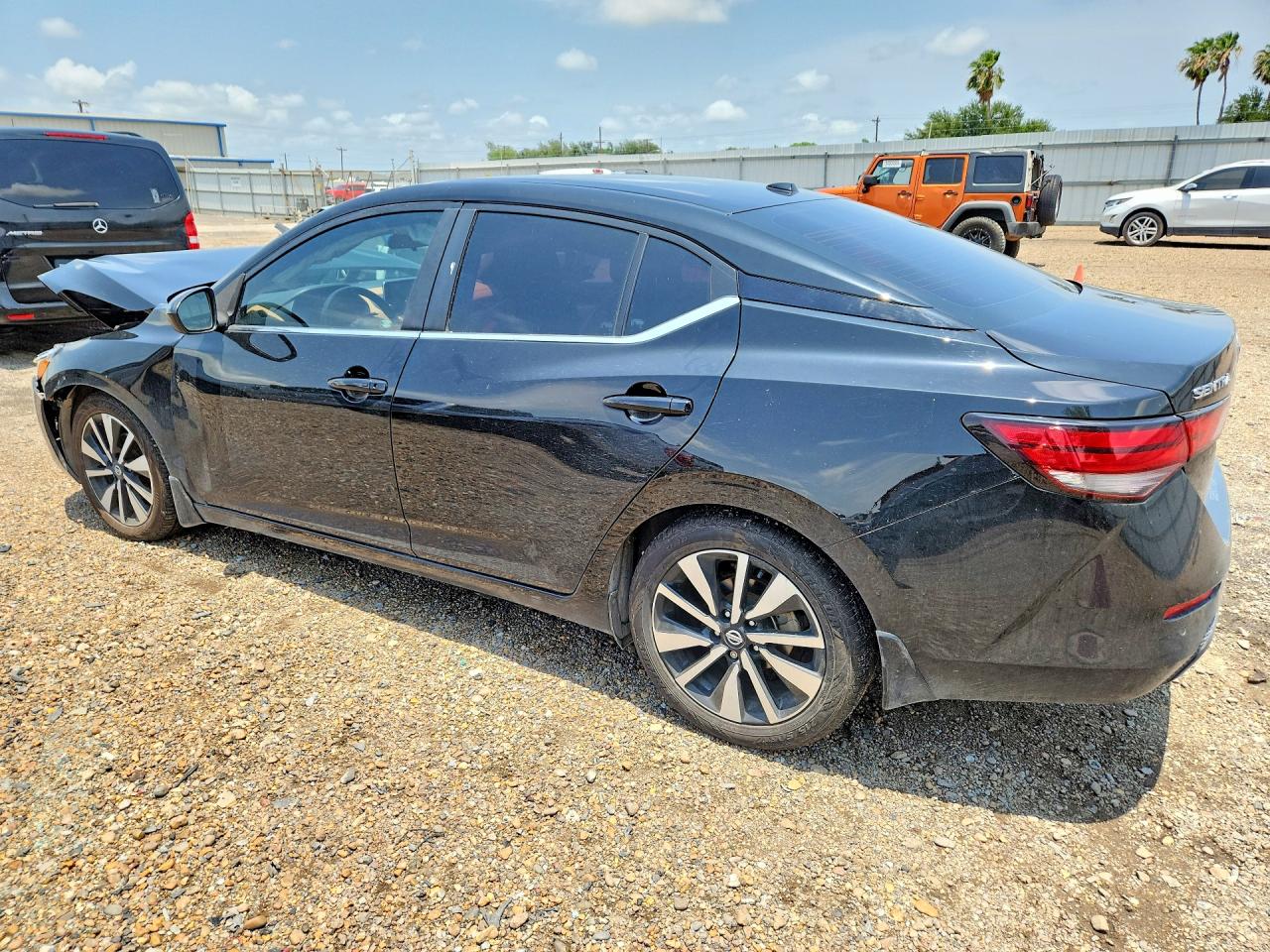 2022 NISSAN SENTRA