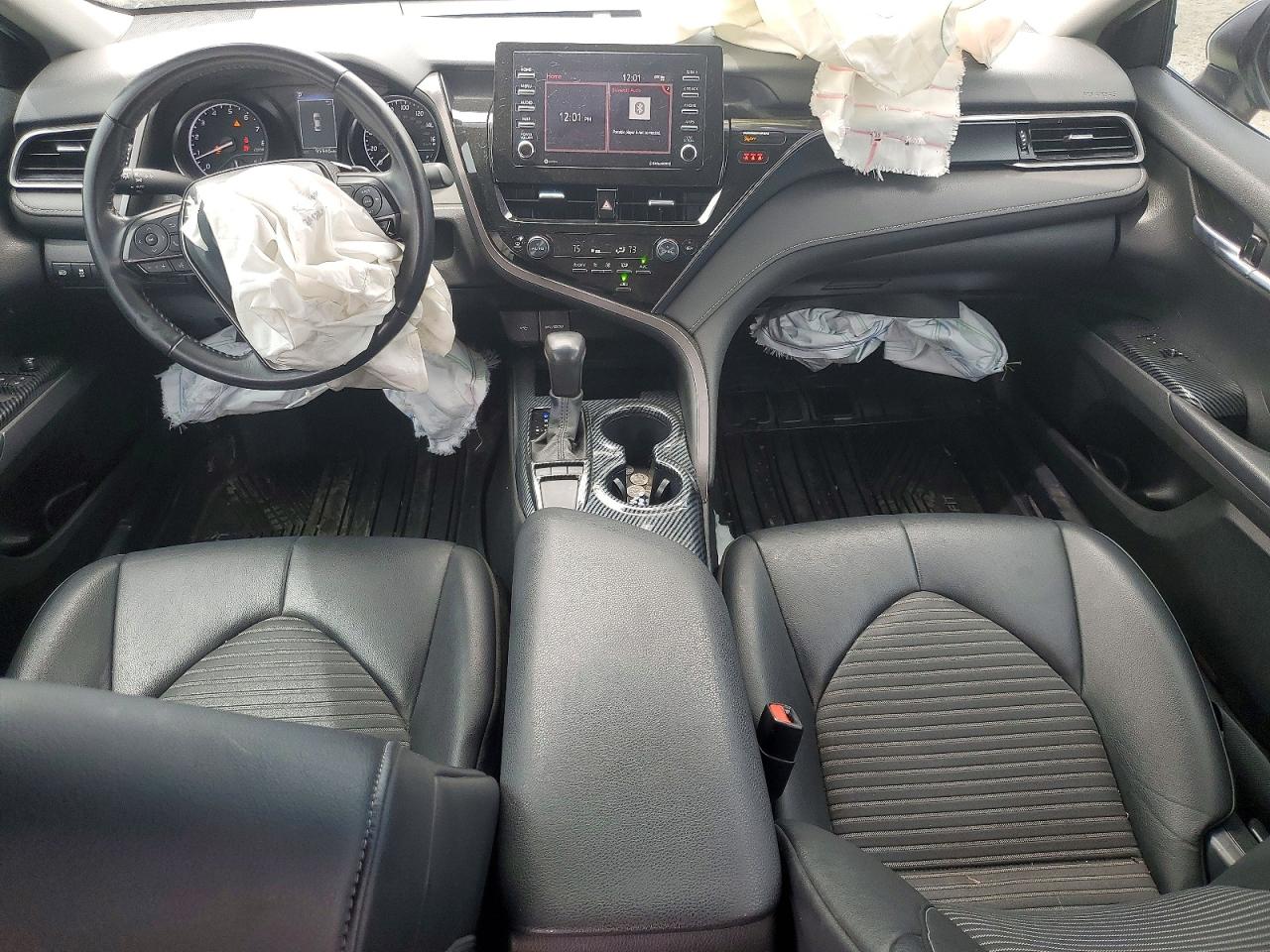 2022 TOYOTA CAMRY
