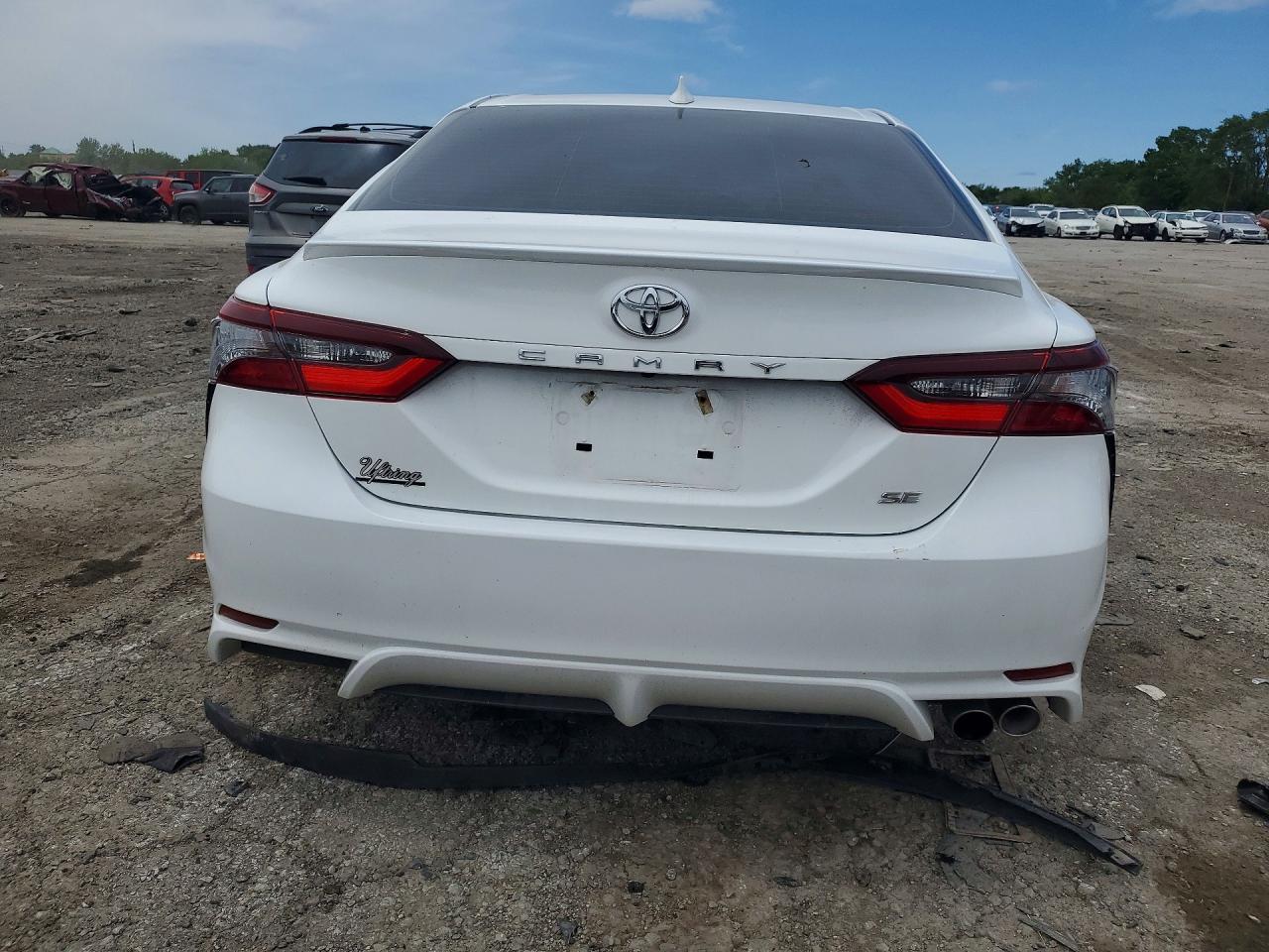 2022 TOYOTA CAMRY