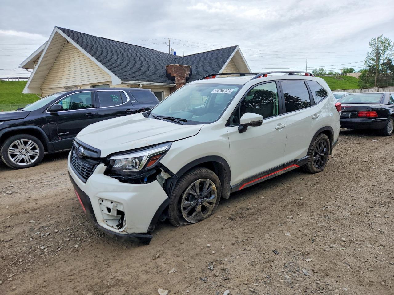 2019 SUBARU FORESTER