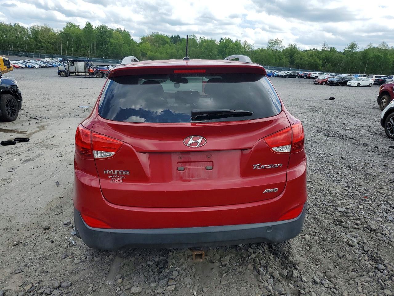 2011 HYUNDAI TUCSON