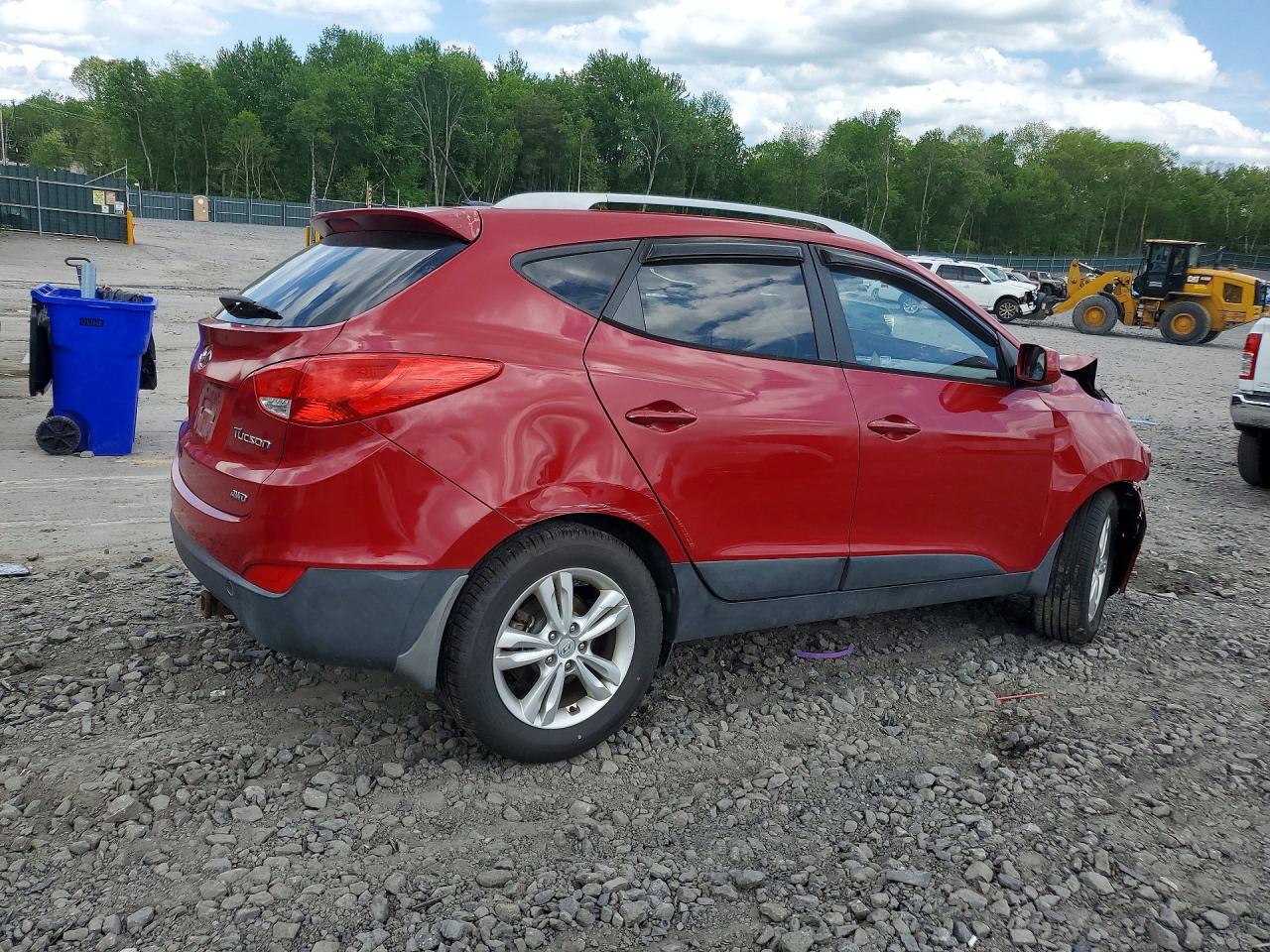 2011 HYUNDAI TUCSON