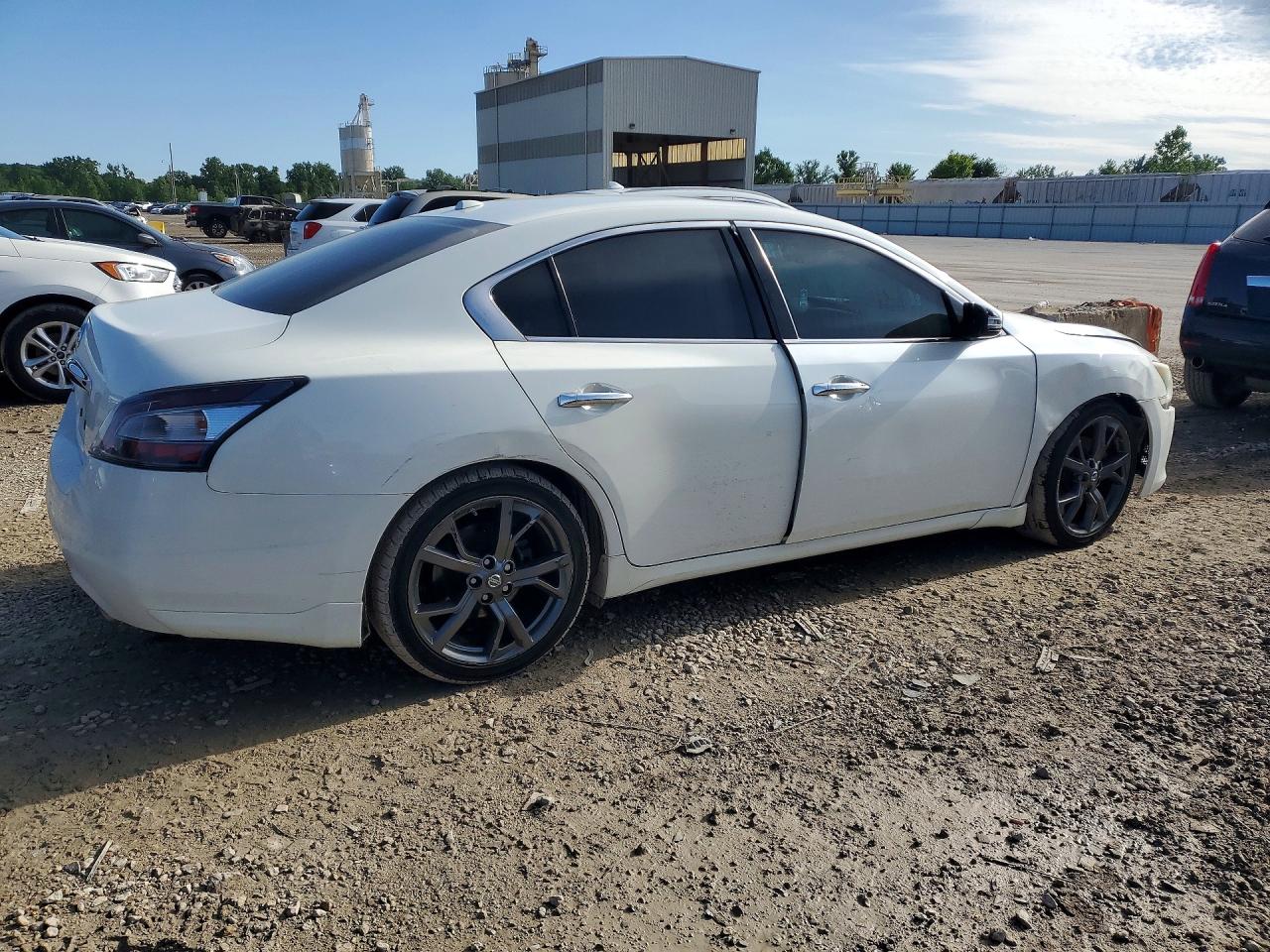 2014 NISSAN MAXIMA