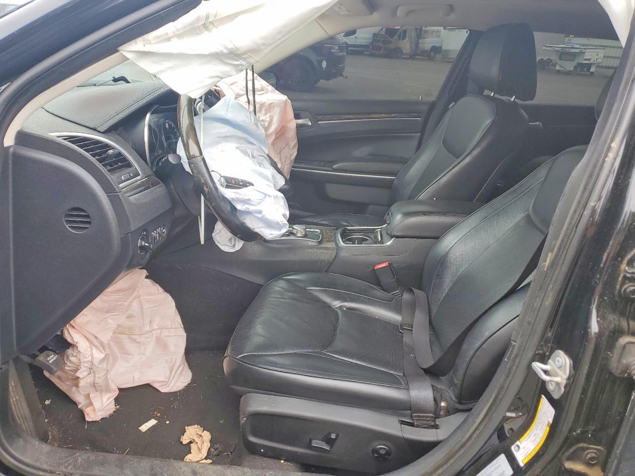2016 CHRYSLER 300