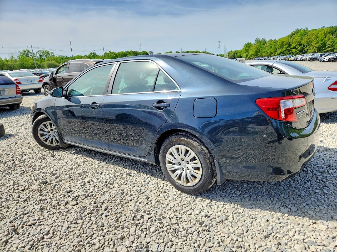 2013 TOYOTA CAMRY