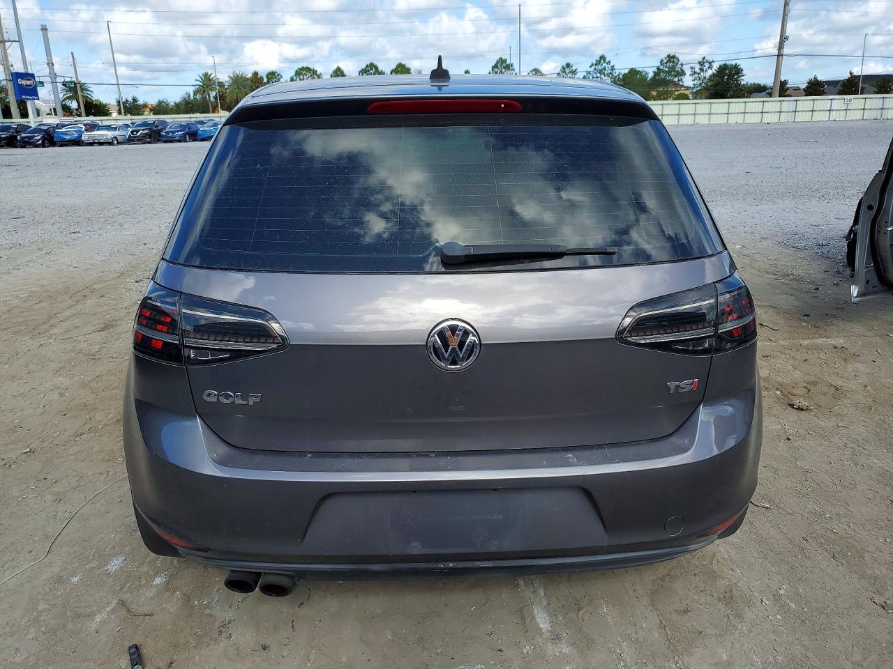 2015 VOLKSWAGEN GOLF
