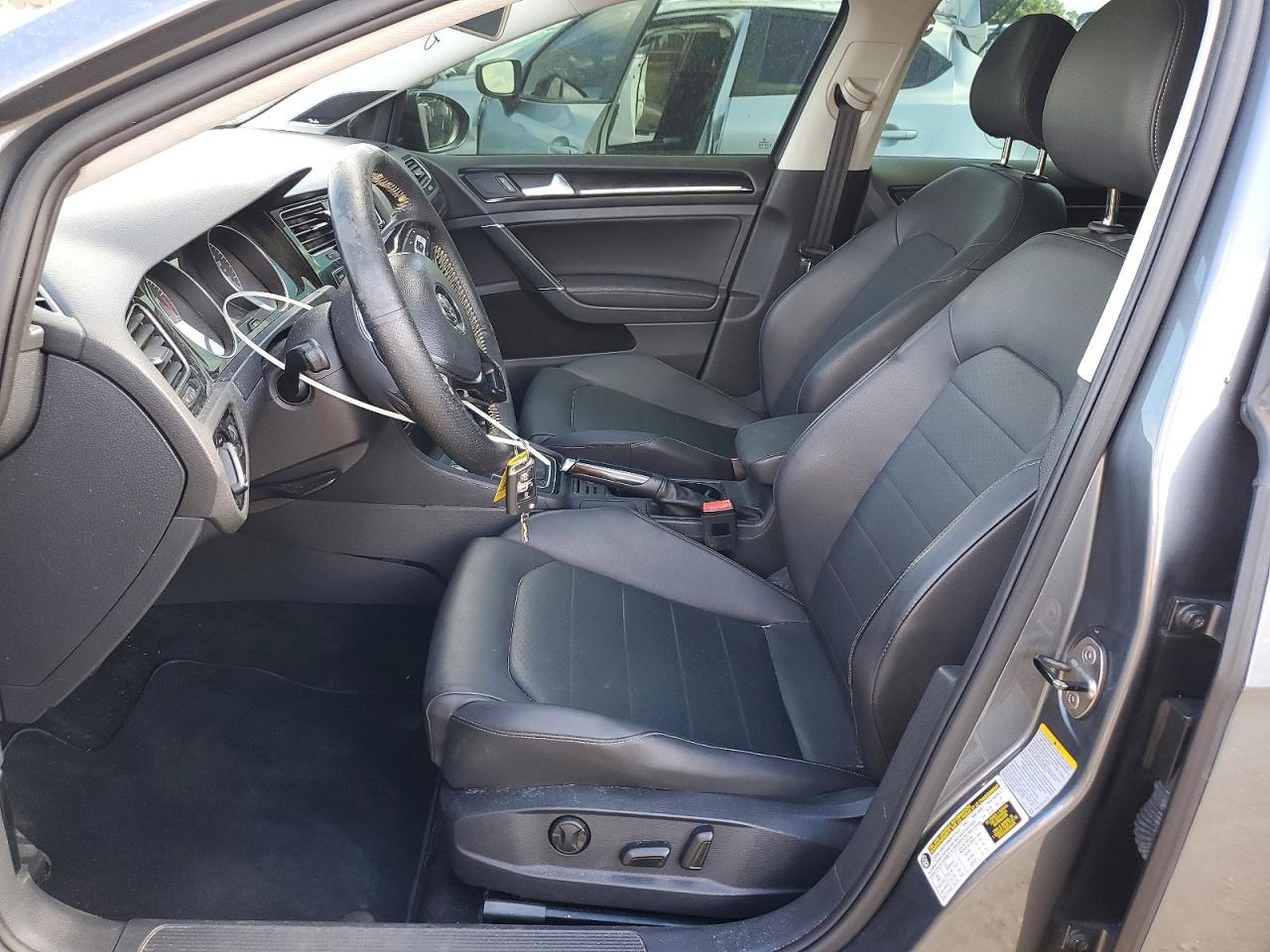 2015 VOLKSWAGEN GOLF