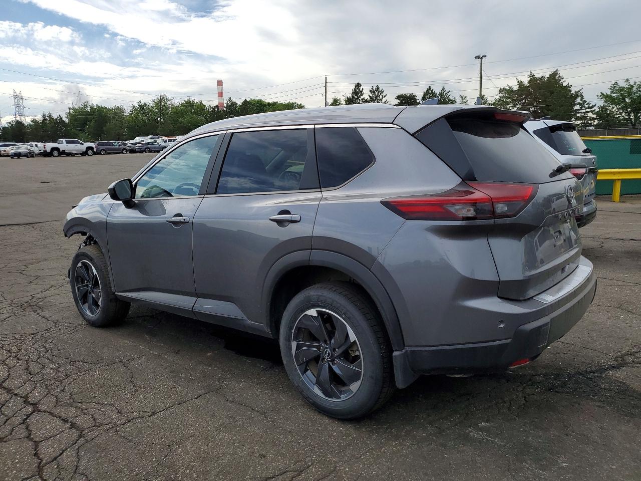 2025 NISSAN ROGUE