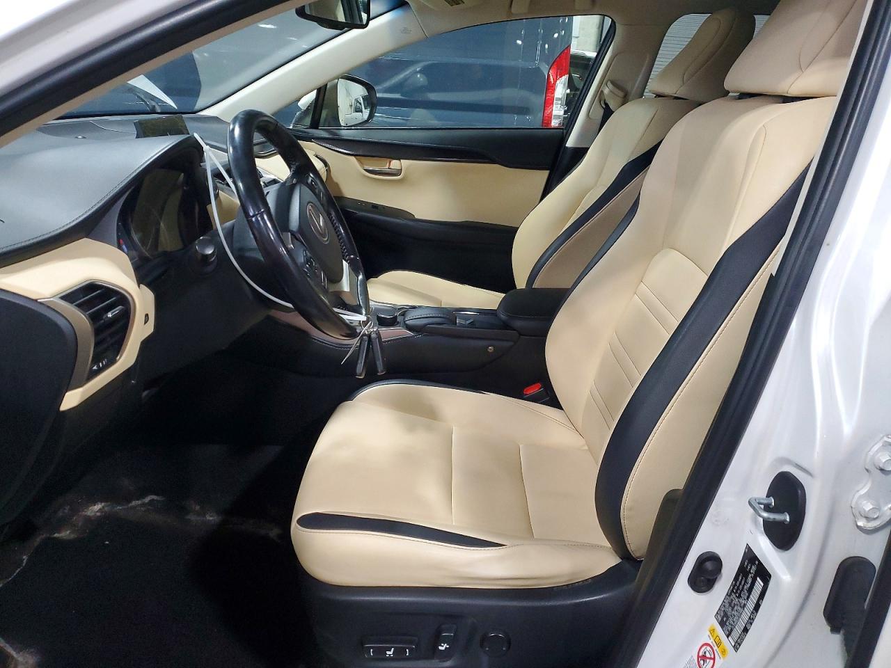 2015 LEXUS NX