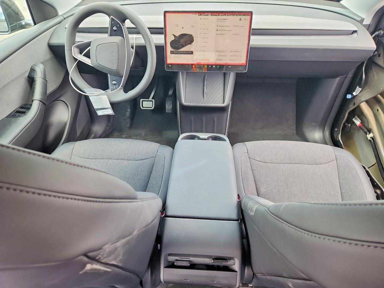2026 TESLA MODEL Y