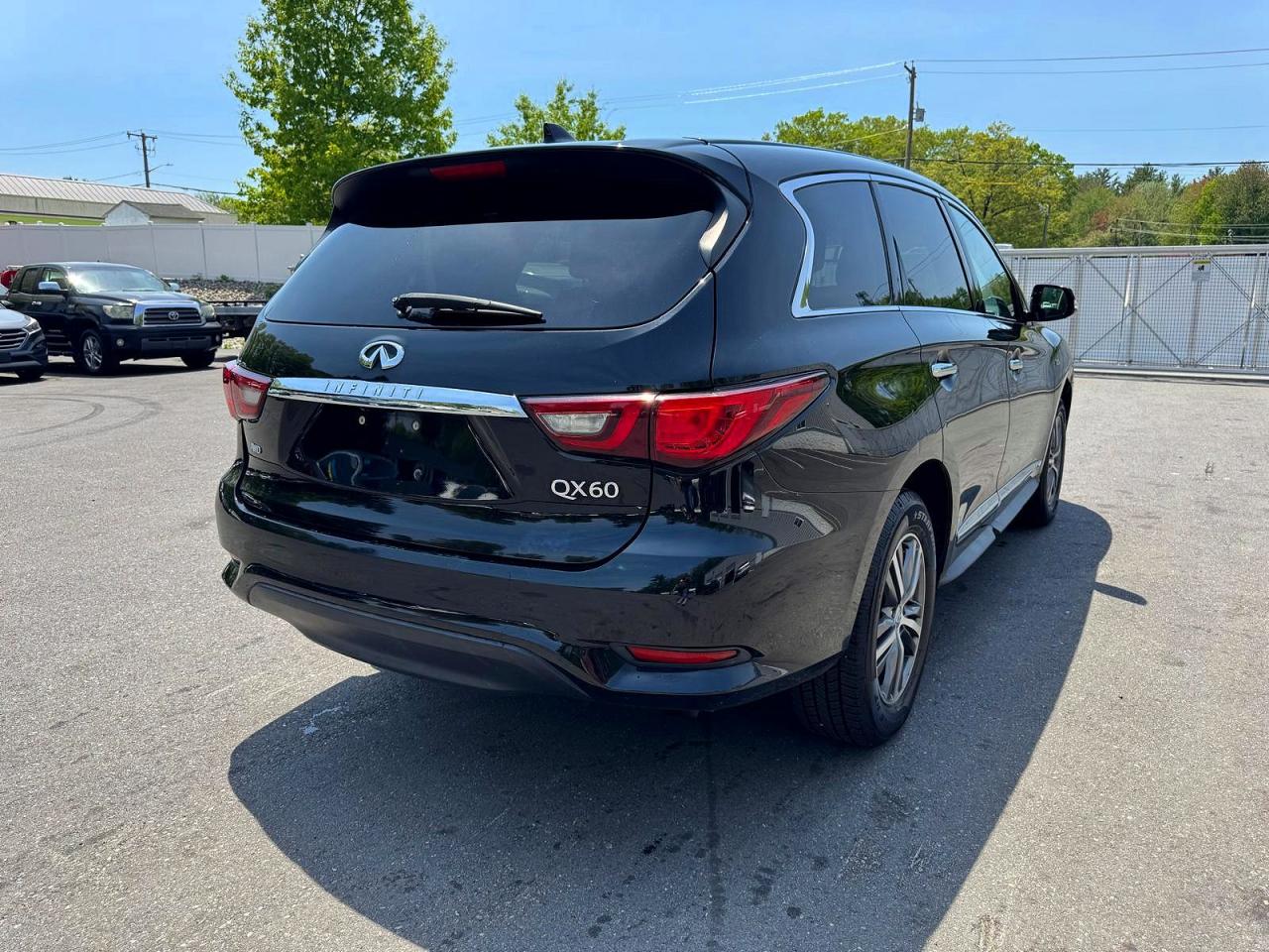 2019 INFINITI QX60 PURE