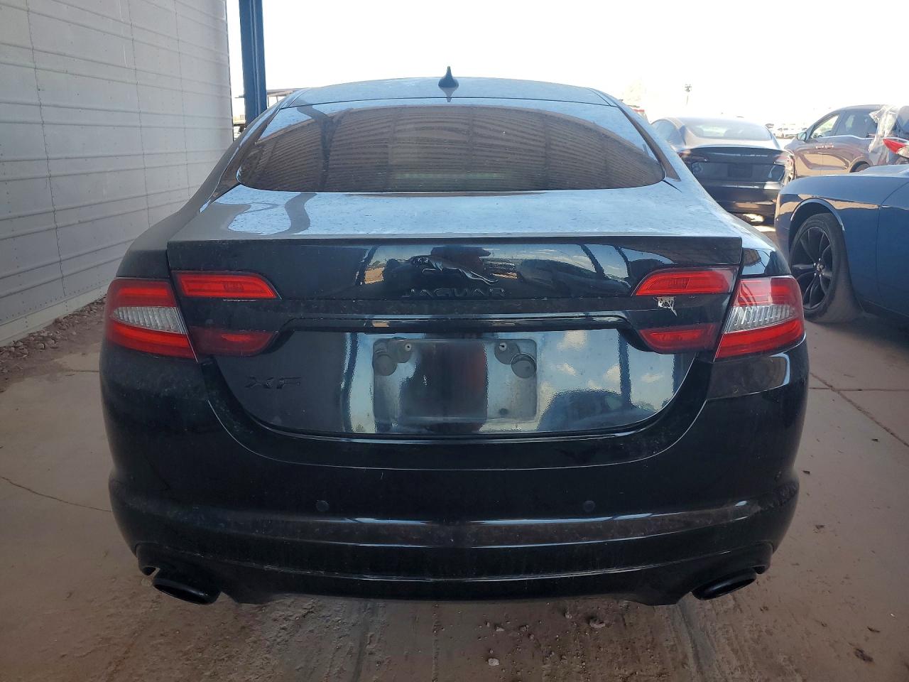 2014 JAGUAR XF