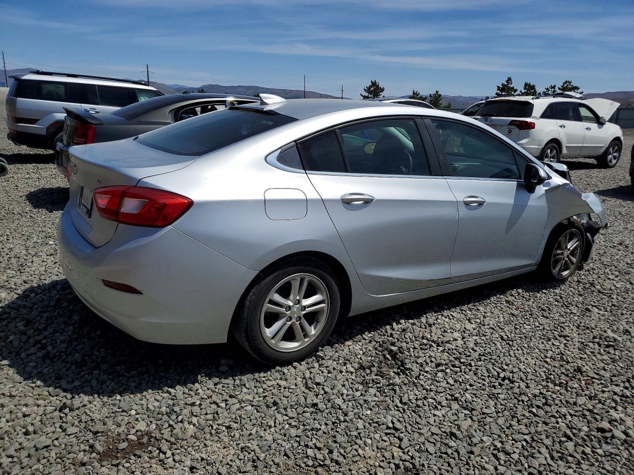 2018 CHEVROLET CRUZE