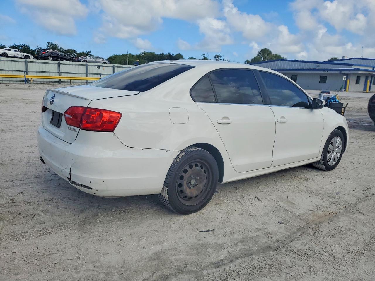 2013 VOLKSWAGEN JETTA