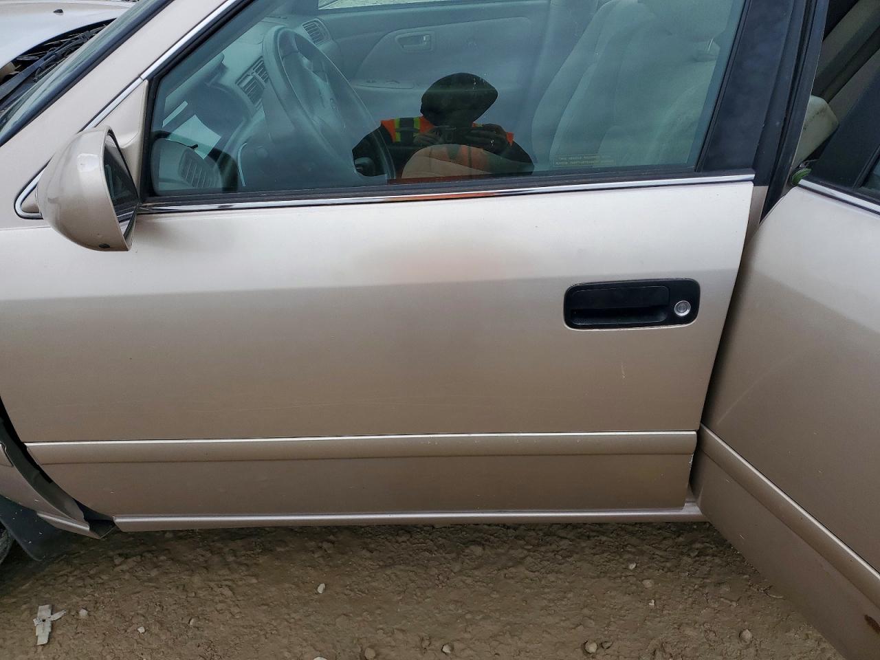 2001 TOYOTA CAMRY