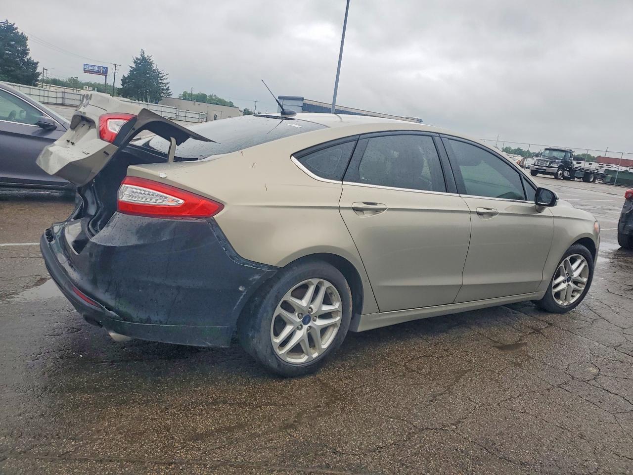 2016 FORD FUSION