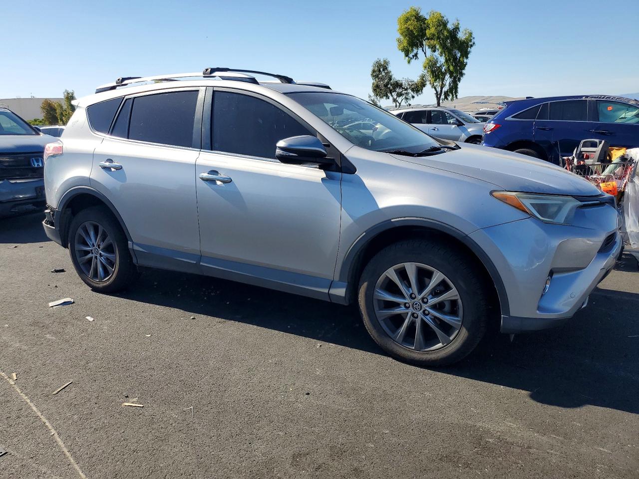2016 TOYOTA RAV4