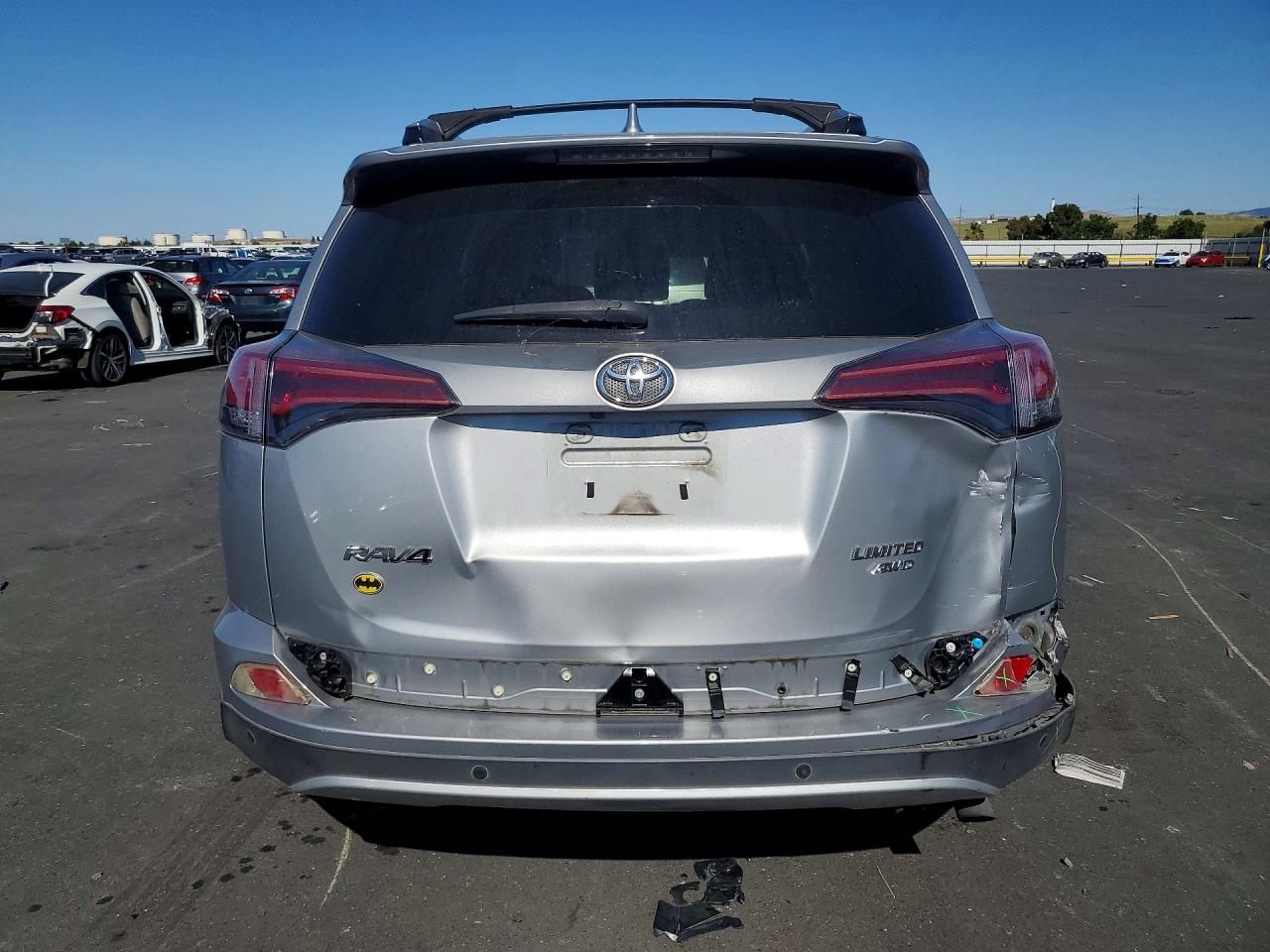 2016 TOYOTA RAV4
