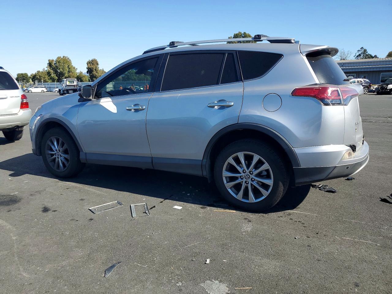 2016 TOYOTA RAV4