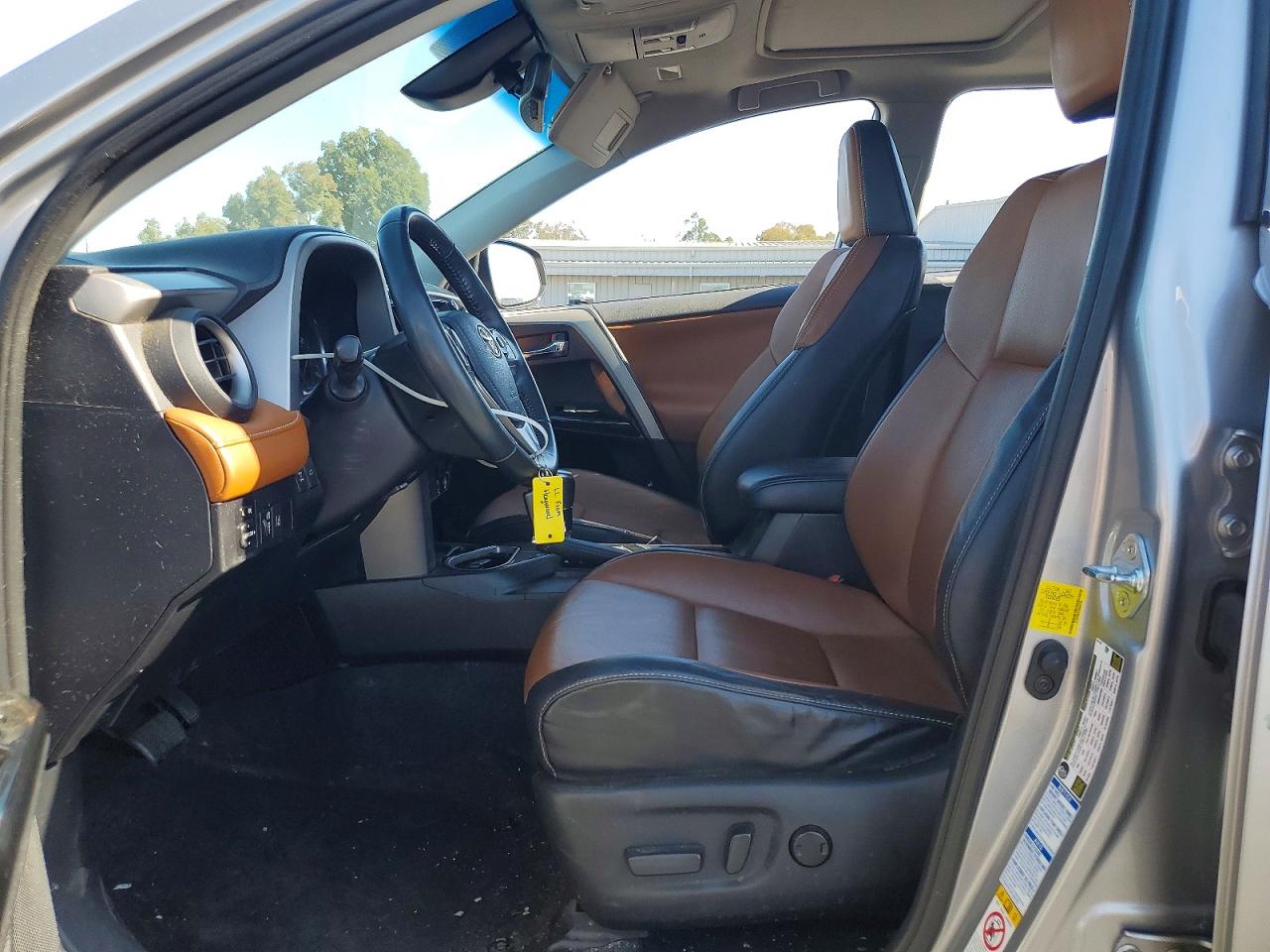2016 TOYOTA RAV4