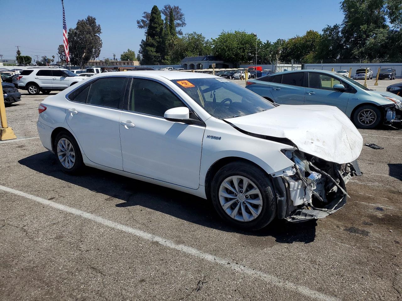 2015 TOYOTA CAMRY SOLA