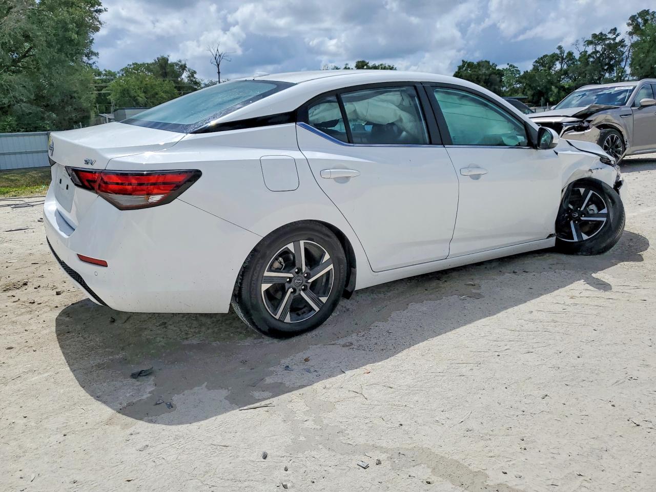 2024 NISSAN SENTRA