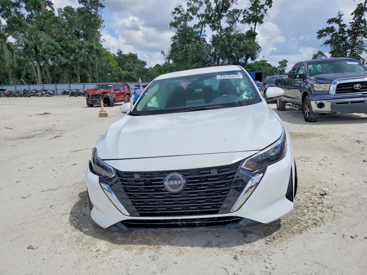 2024 NISSAN SENTRA