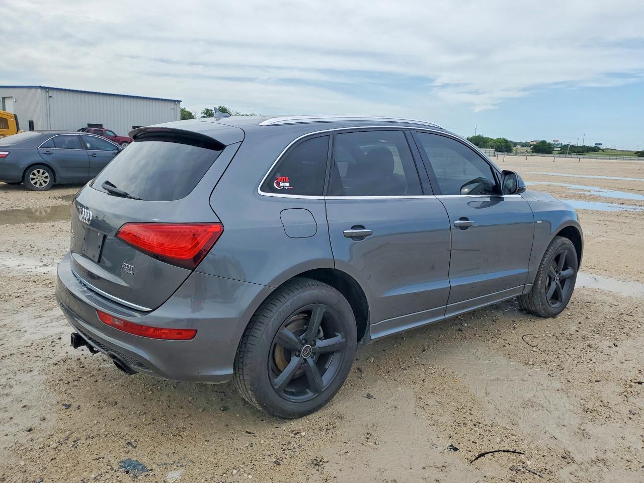 2017 AUDI Q5