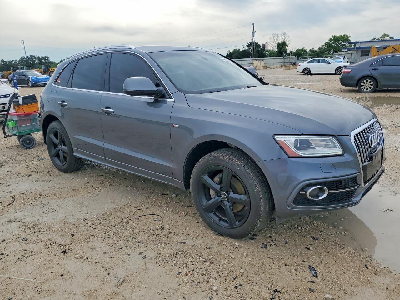 2017 AUDI Q5