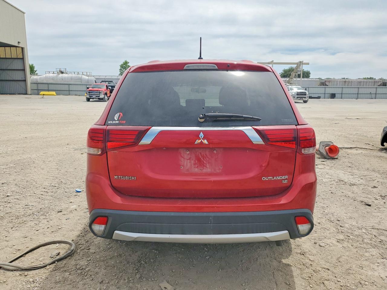 2016 MITSUBISHI OUTLANDER