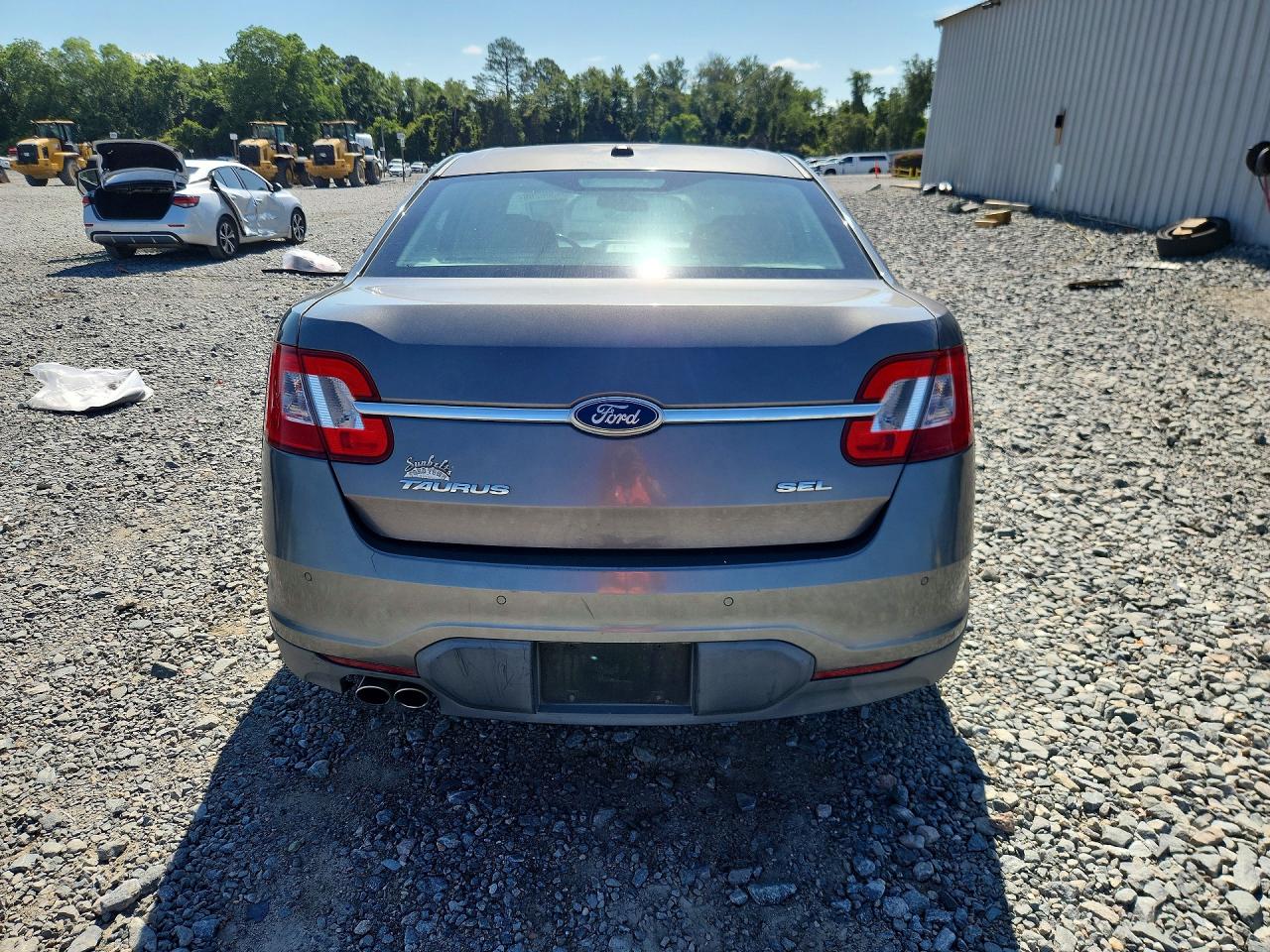 2011 FORD TAURUS