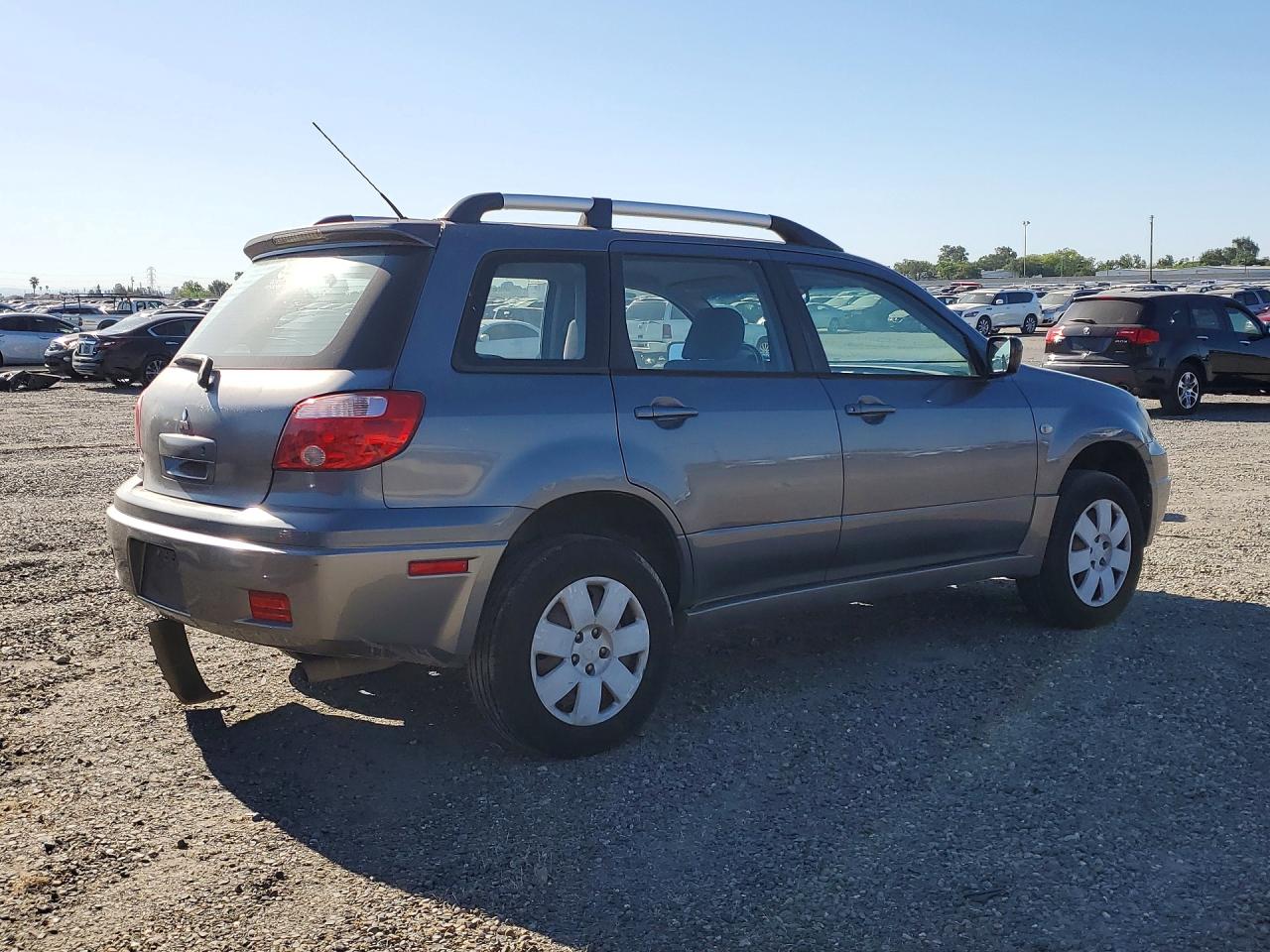 2005 MITSUBISHI OUTLANDER