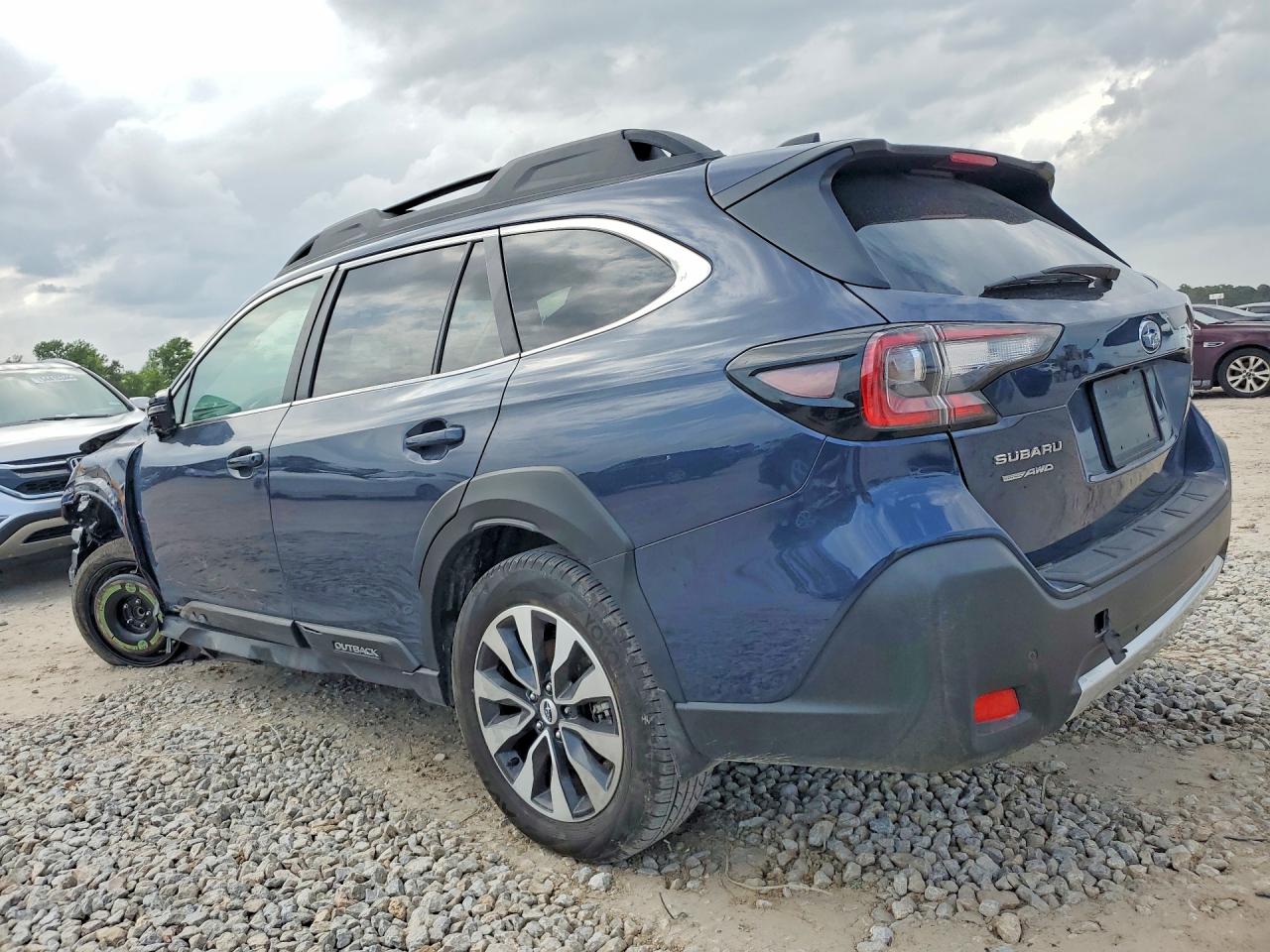 2025 SUBARU OUTBACK