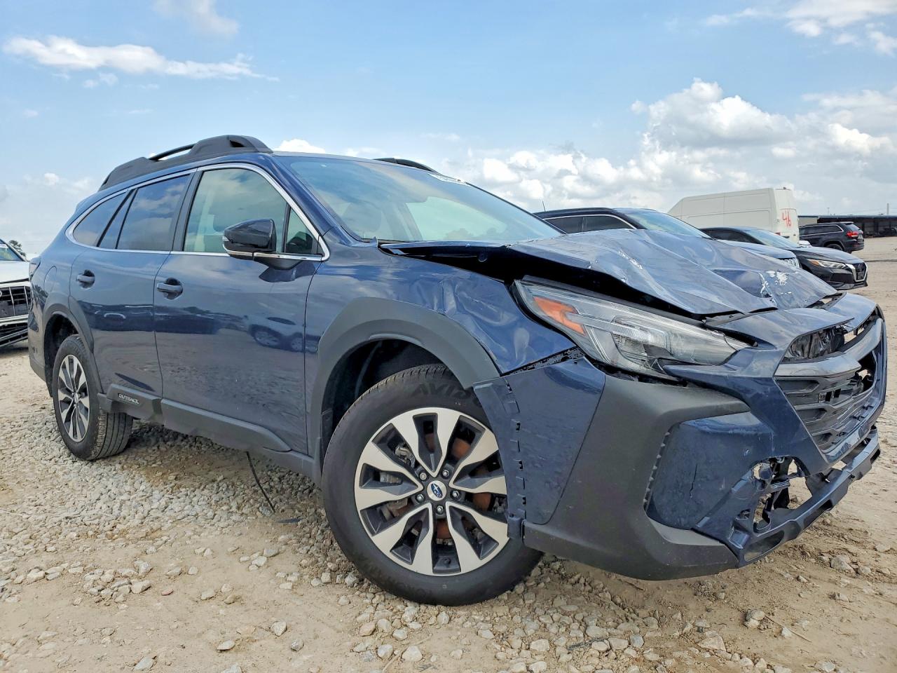 2025 SUBARU OUTBACK