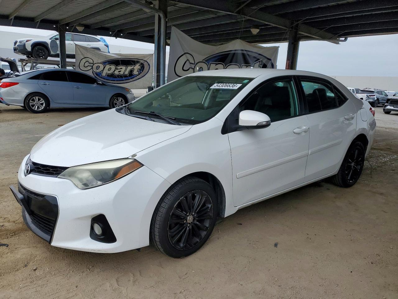 2016 TOYOTA COROLLA