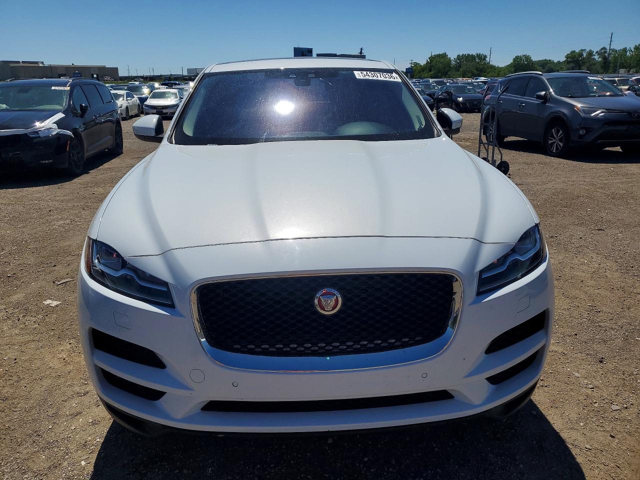 2017 JAGUAR F-PACE