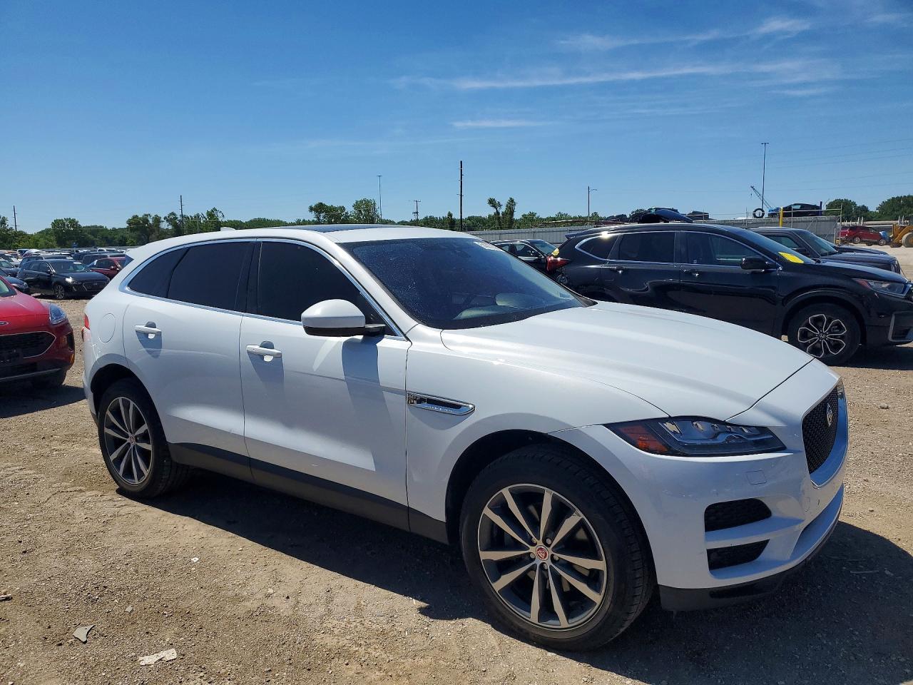 2017 JAGUAR F-PACE