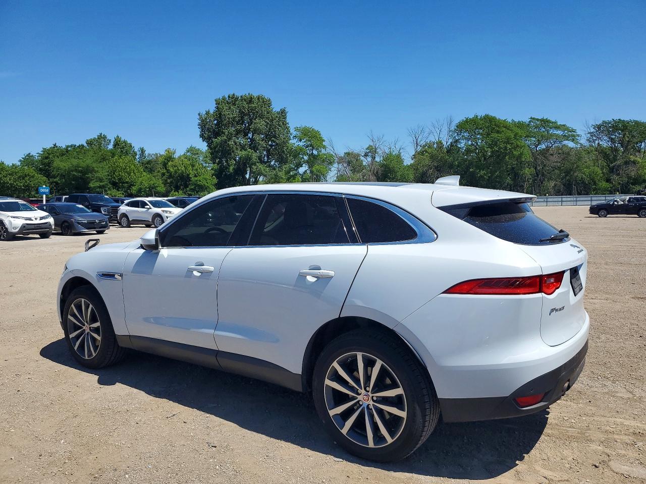 2017 JAGUAR F-PACE