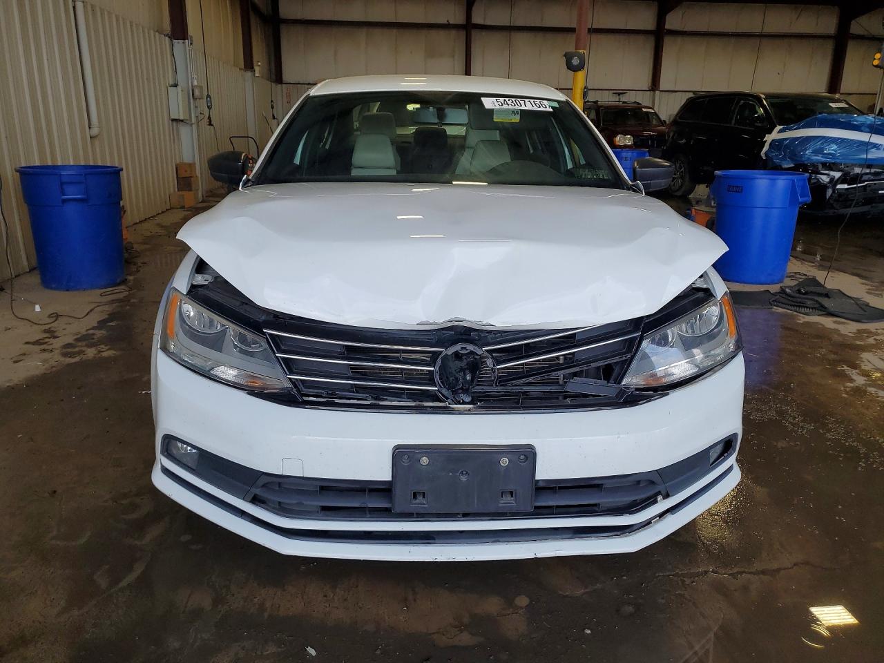 2016 VOLKSWAGEN JETTA