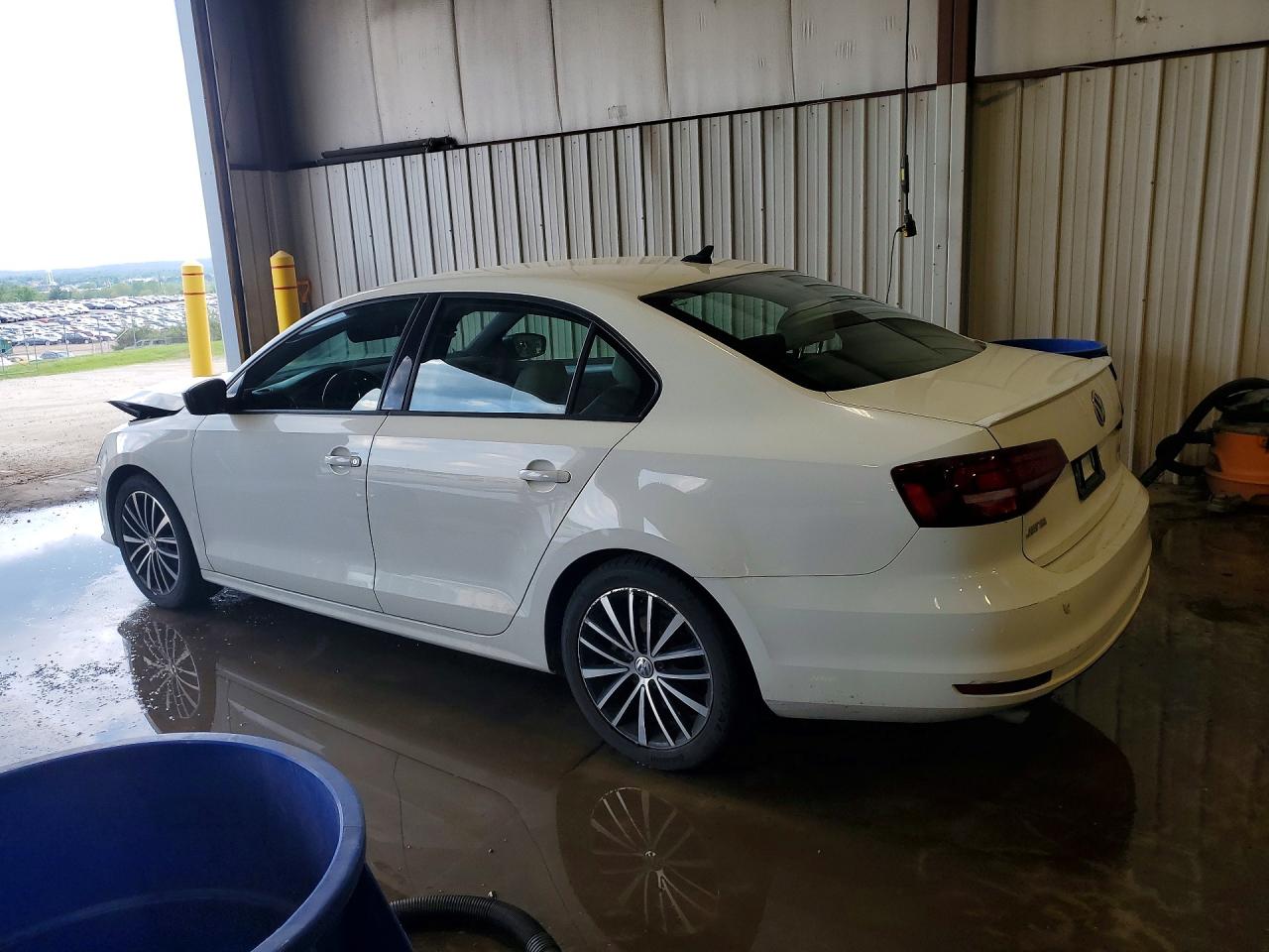 2016 VOLKSWAGEN JETTA