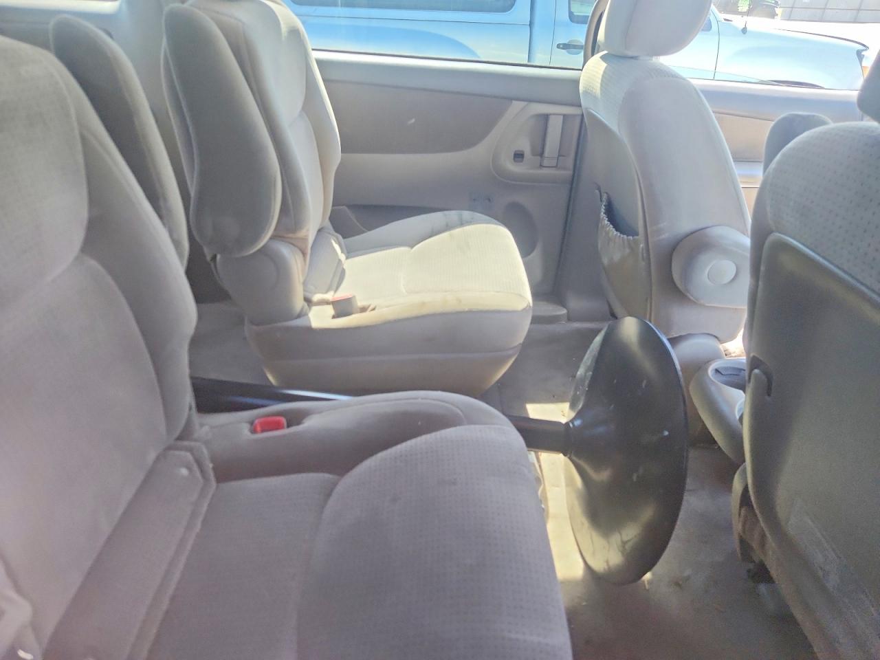 2007 TOYOTA SIENNA