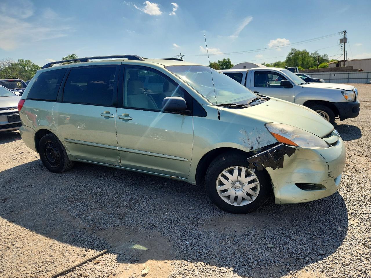2007 TOYOTA SIENNA