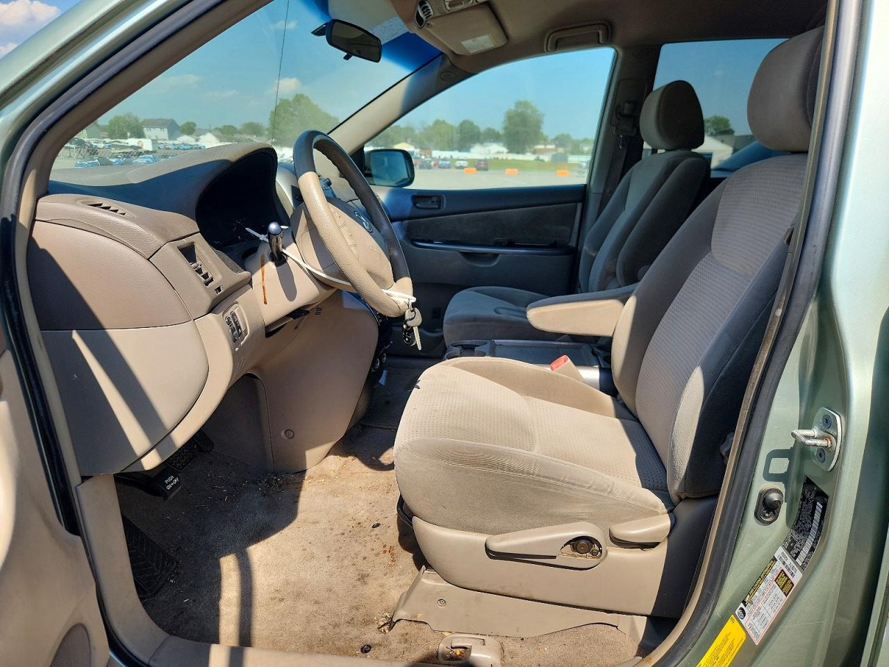 2007 TOYOTA SIENNA